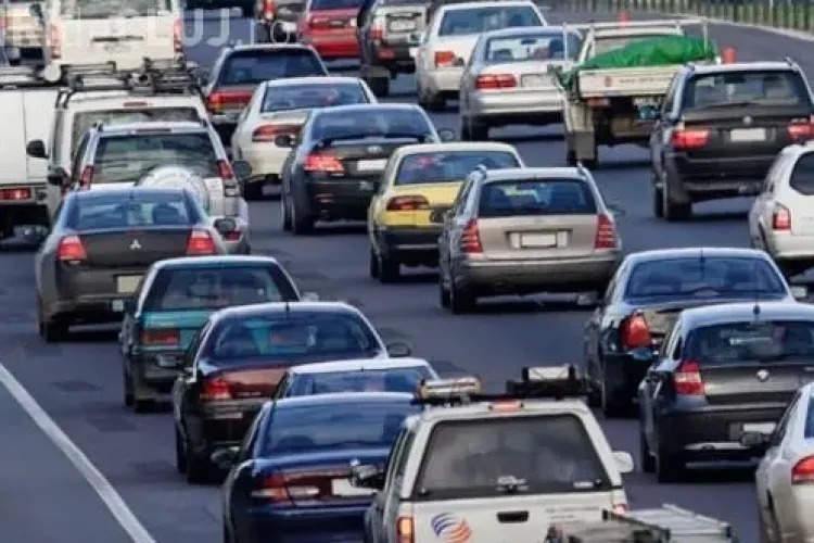 Taxa auto recuperată de la ANAF. Ce trebuie să facă şoferii şi cât trebuie să aştepte pentru a-şi lua banii de la Fisc