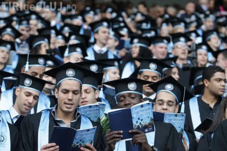 Studenţii la Medicină SĂ fie obligați să rămână în ţară după absolvire