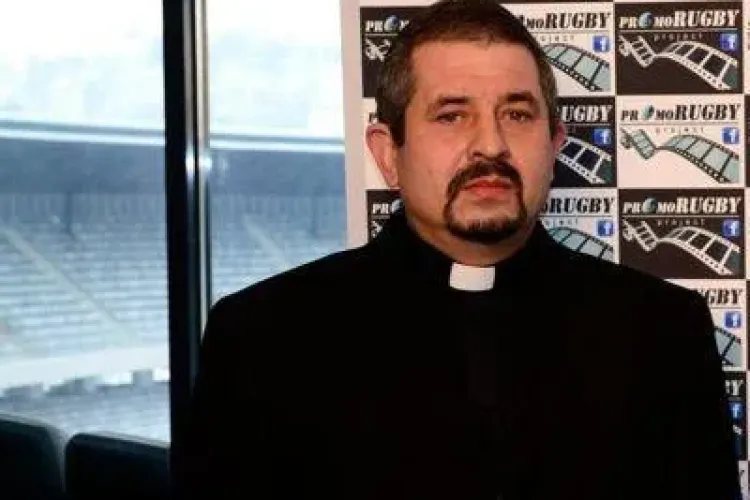 Cine e preotul clujean acuzat că își bate nevasta? Judecătorii i-au interzis să se mai apropie de ea