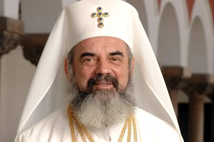 Patriarhul Daniel, prezent la Cluj, îi critică pe tineri: Nu vor să muncească și să învete. Vor numai distratie