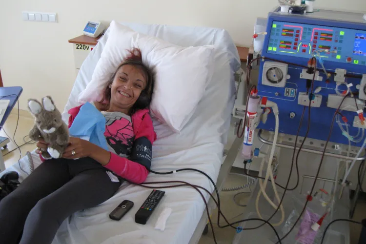 Copiii și tinerii cu probleme renale, duși la Mare în tabăra ”Zâmbet de Copil”