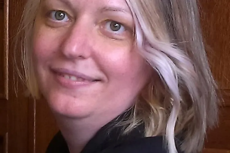 Simona Bernat, lectorul UBB Cluj, care a murit pentru că nimeni nu a spart ușa apartamentului