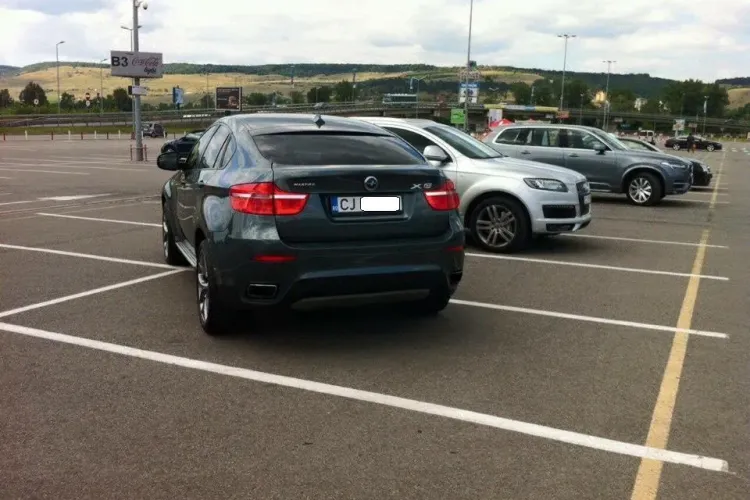 Cluj - Asta înseamnă să fii BOU. Să parchezi așa în fiecare zi - FOTO