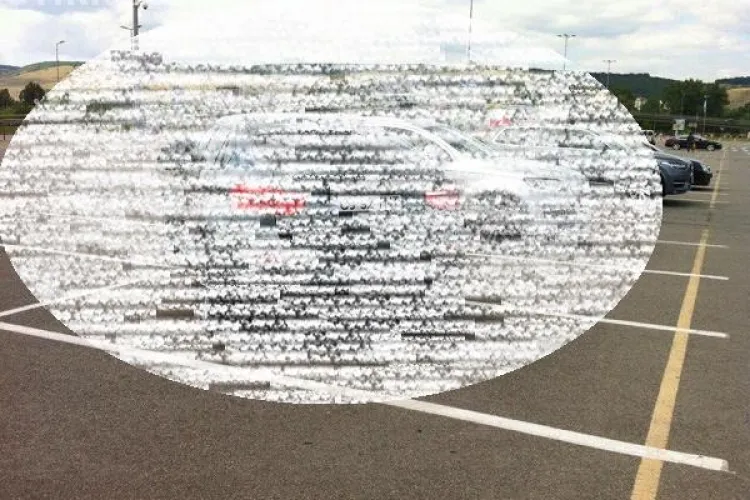 Parcare de BIZON la Polus. În ce hal și-a lăsat BMW-ul FOTO