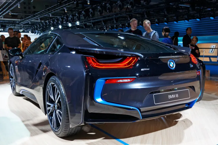 Acţiunile BMW scad. Emisiile SUV-ului X3 diesel sunt de 11 ori mai mari