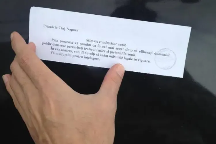 Un locuitor al Clujului i se plânge lui Boc de problema parcărilor. Deja se dau avertismente scrise FOTO