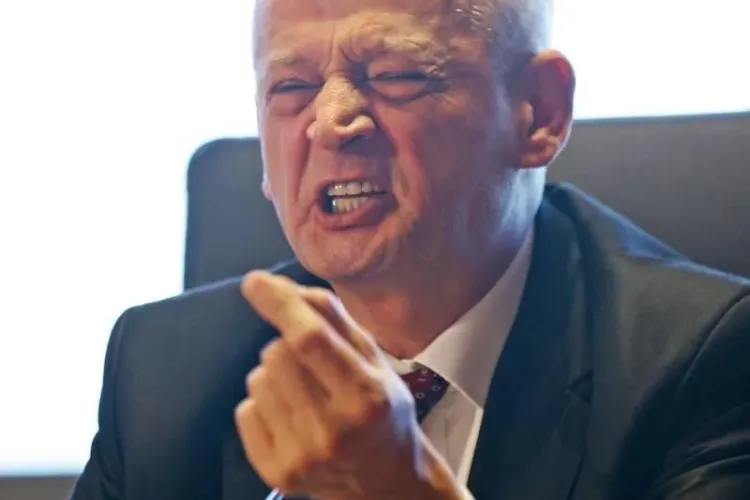 Oprescu susține că un jurnalist din Cluj îi spunea, pe surse, că va fi arestat