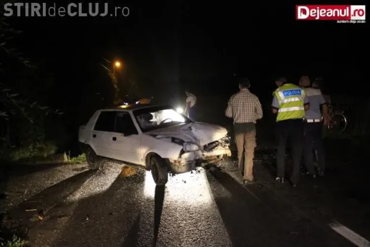 Un clujean, beat la volan, și-a făcut mașina praf. S-a răsturnat direct în șant VIDEO