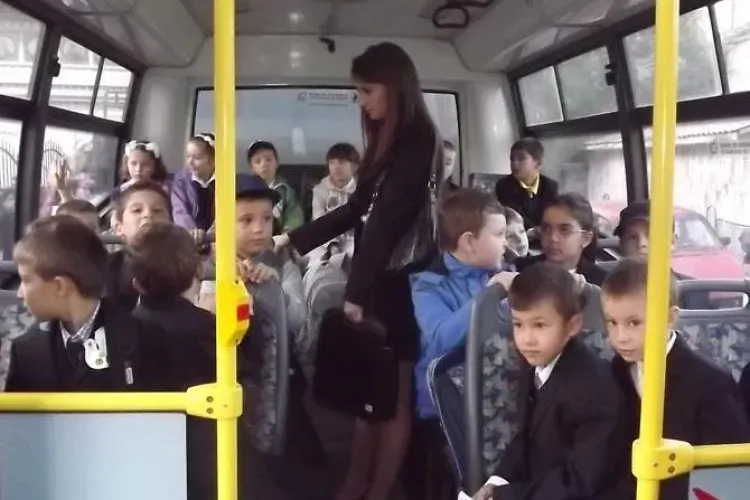 Elevii din Cluj-Napoca primesc și în acest an abonamente gratuite. Află toate detaliile AICI