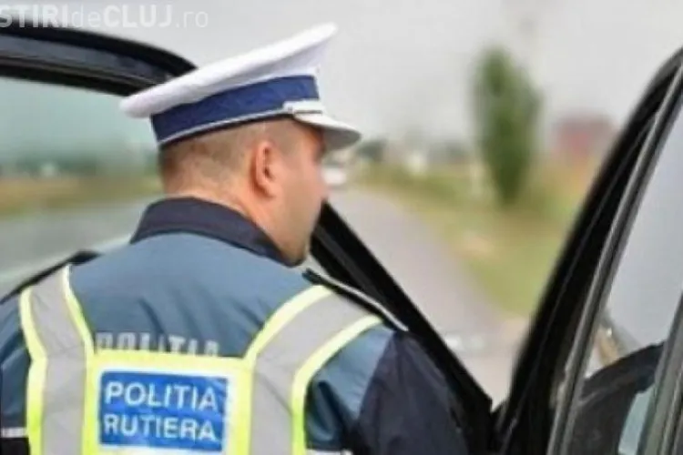 Cum furau carne doi angajați au unei firme din Florești. Polițiștii i-au prins cu zeci de kilograme de produse