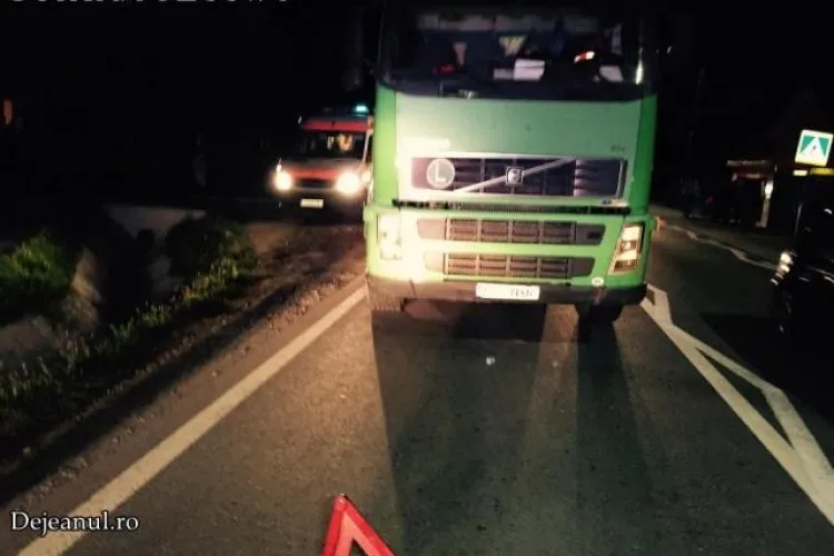 Bătrân strivit de cisternă pe un drum din Cluj. Nu i-a mai putut fi salvată viața VIDEO