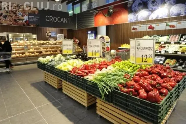 Senatul a aprobat: Peste jumătate din carnea, legumele şi fructele din supermarket trebuie să fie româneşti