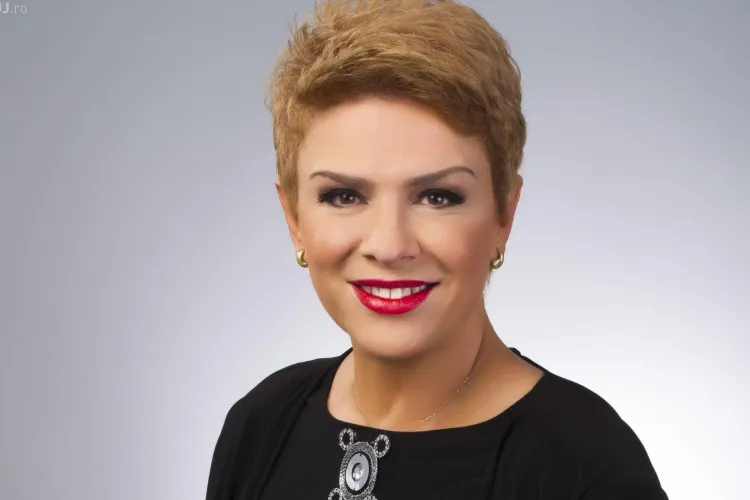 Identitatea lui Teo Trandafir, furată pe internet. Un escroc cere bani fanilor realizatoarei TV