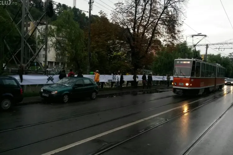 Arhitectul Șerban Țigănaș explică de ce NU trebuie lărgită strada de pe malul Someșului