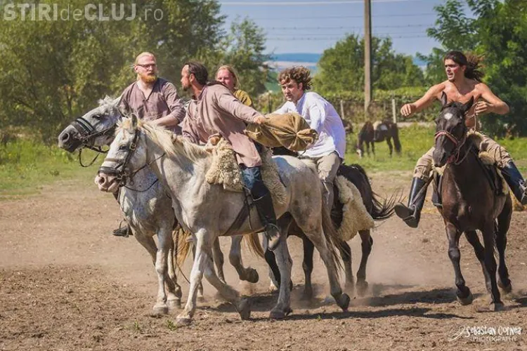 Demonstrație hipică la Cluj: Cum vânau și luptau hunii. Clujenii vor putea călări la final - FOTO