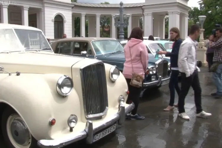 Parada autoturismelor de epocă din Cluj-Napoca are loc în octombrie