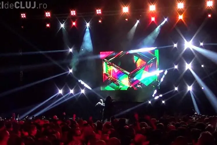 SUPER petrecere RETRO la Sala Polivalentă. VIDEO cu cele mai TARI momente