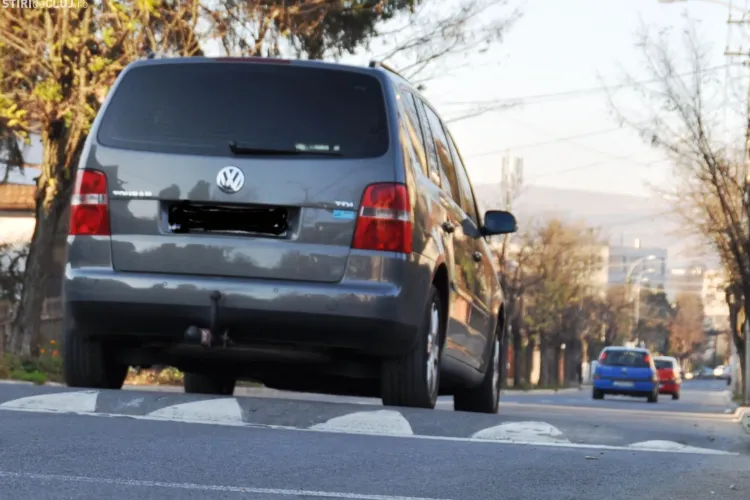 Cluj-Napoca: Praguri de sol pe C.A. Rosetti și strada Țebei