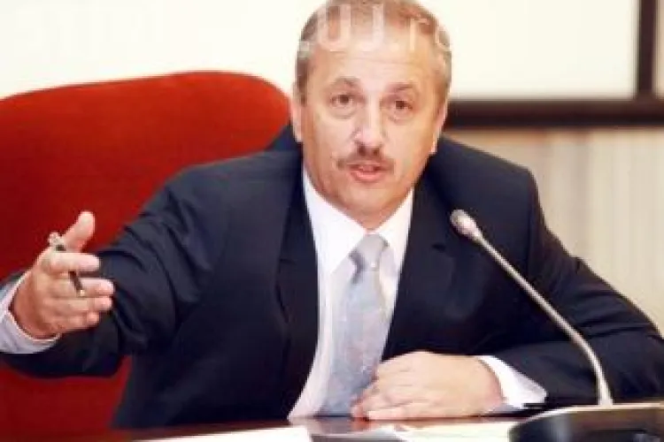 Unii lideri PNL îl contestă pe Vasile Dâncu. A fost relatată o scenă de cenzură a TVR