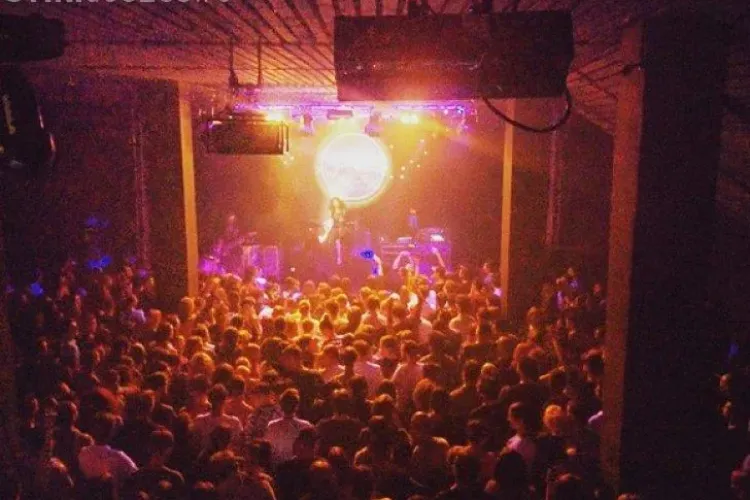 Cluburile clujene donează pentru victimele de la Colectiv. Unul a dat o MICĂ AVERE