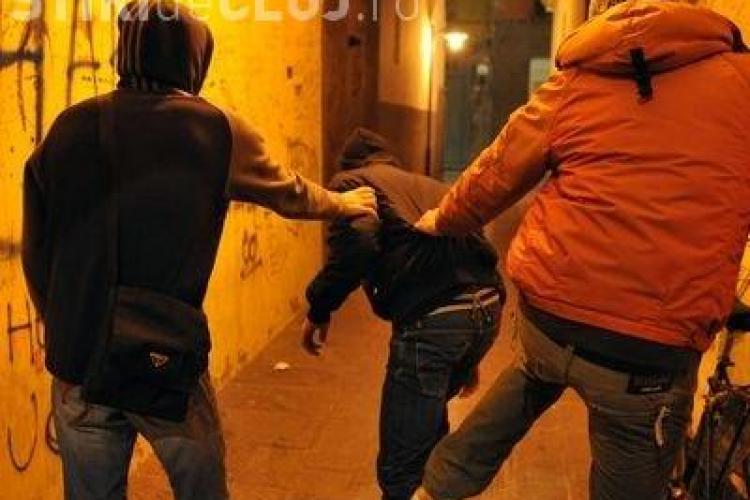 Tineri tâlhăriți în Mănăștur. Au fost atacați pentru bani și câteva țigări
