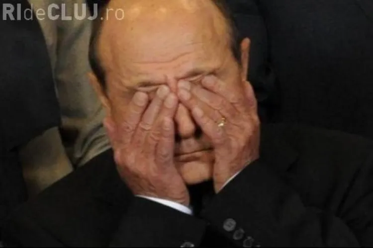 Traian Băsescu e radical după atentatele de la Paris: ”Cotă ZERO pentru refugiaţi musulmani”