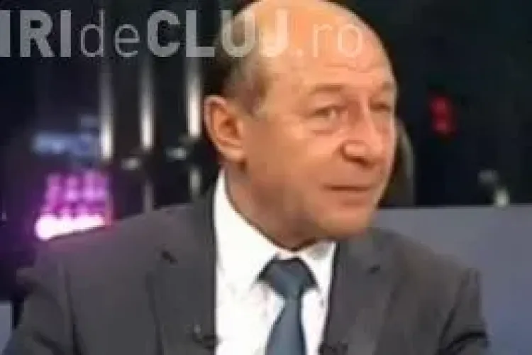 Băsescu: România nu trebuie să primească imigranți. Dacă Austria ne amenință, le luăm și noi OMV Petrom