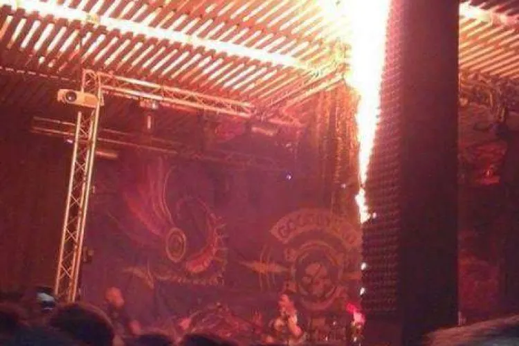 Teoria conspirației în incendiul de la COLECTIV. Sunt mult mai mulți morți, dar se ascunde adevărul