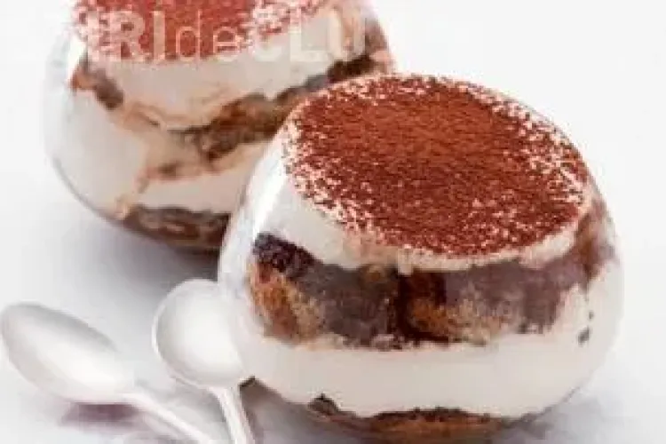 Cum faci acasă un tiramisu de casă în 10 minute