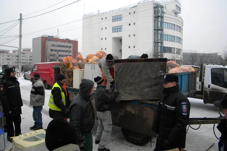 Romii care trăiau ilegal pe strada Costei din Cluj-Napoca comemorează 5 ani de la mutarea la Pata Rât