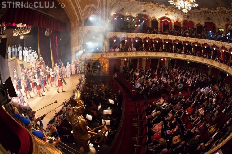 Licitație cu CÂNTEC la Opera Cluj. S-au scos la vânzare instrumente de mii de euro cu 30 de lei