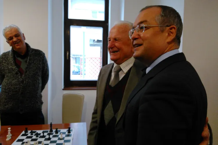 Secretul longevității unui clujean de 88 ani. Ce i-a dezvăluit lui Emil Boc