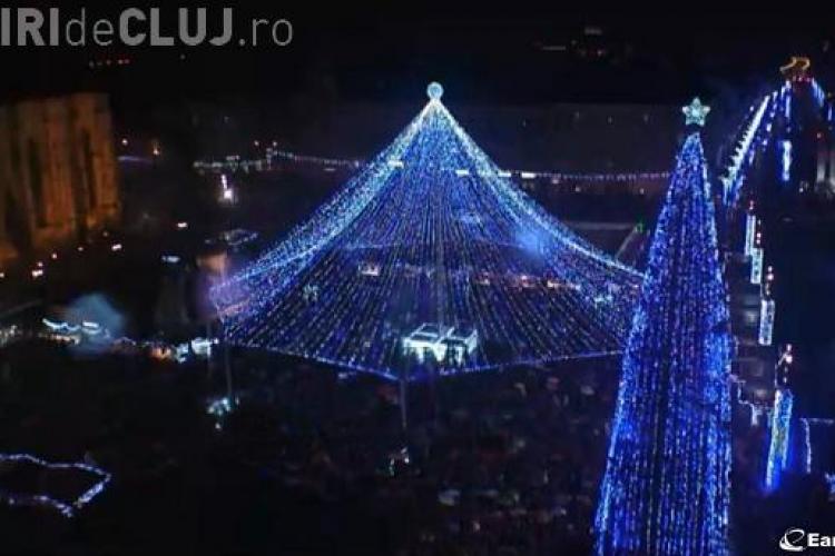 De 1 decembrie se pornește iluminatul festiv la Cluj. Vezi ce concerte au loc în Piața Unirii