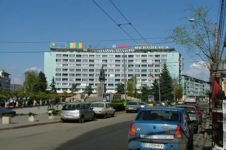 Amenzi de peste 17.000 de lei în zona Pieței Mihai Viteazu