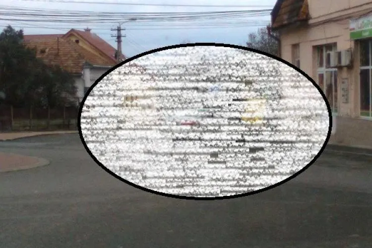 Cum își parchează un clujean mașina, chiar în intersecție, în Gruia FOTO