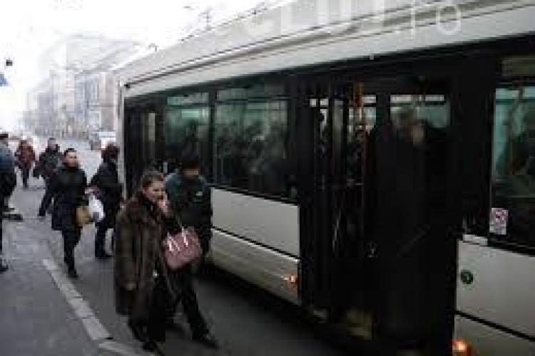 Cum circulă mijloacele de transport în comun la Cluj de Anul Nou