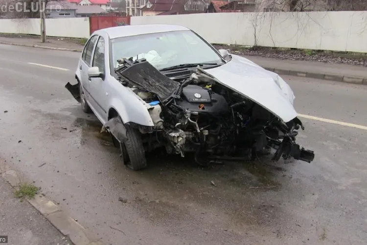 Un clujean a scăpat ca prin urechile acului dintr-un accident, chiar în ziua de Crăciun VIDEO