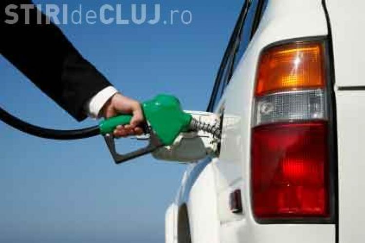 Cât de mult au scăzut prețurile carburanților, la pompele din România