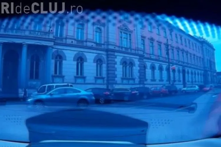 Accident în fața Tribunalului Cluj! Un taximetrist se crede regele șoselelor - VIDEO