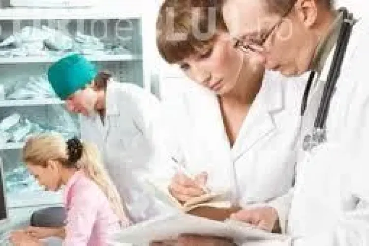 REZIDENŢIAT 2016. Studenţii de la Medicină nu vor să se schimbe bibliografia pentru examen