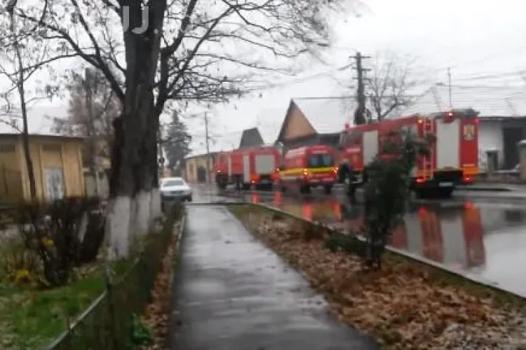 Panică la Turda! Pompierii au dat-o în bară cu o intervenție - VIDEO