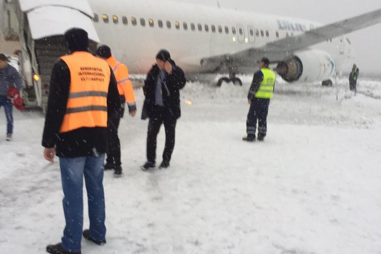 EXCLUSIV! Imagini din avionul Blue Air care a ratat aterizarea la Cluj VIDEO