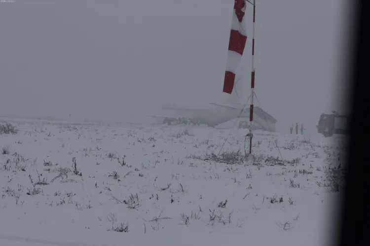 Pista Aeroportului Internațional ”Avram Iancu” Cluj a fost REDESCHISĂ traficului aerian 