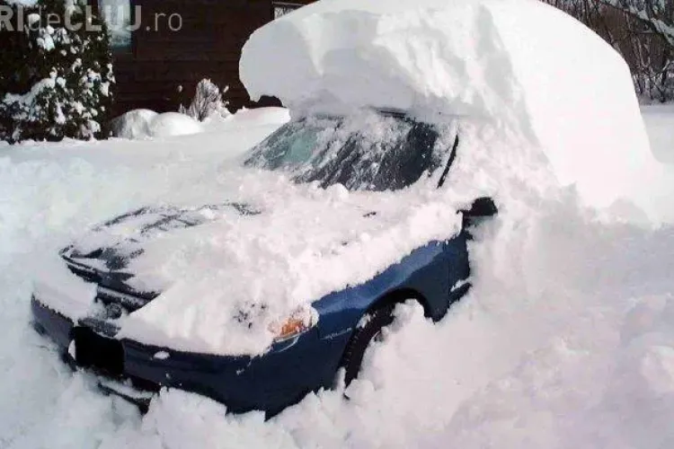 Dezăpezește mașina în câteva minute, fără lopată