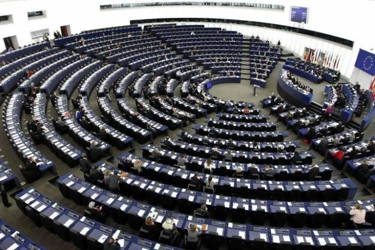 Topul europarlamentarilor români cu cea mai mare prezență la vot. Un clujean se numără printre ei