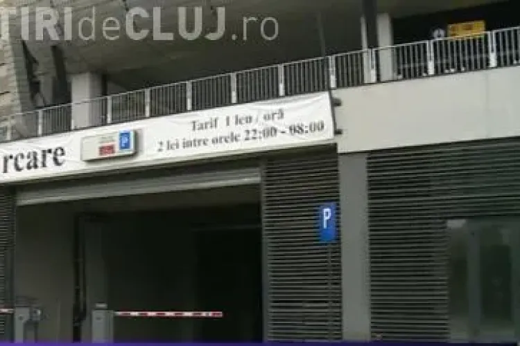 Pățania INCREDIBILĂ a unui șofer la parcarea Cluj Arena. De ce a ajuns să RUPĂ bariera