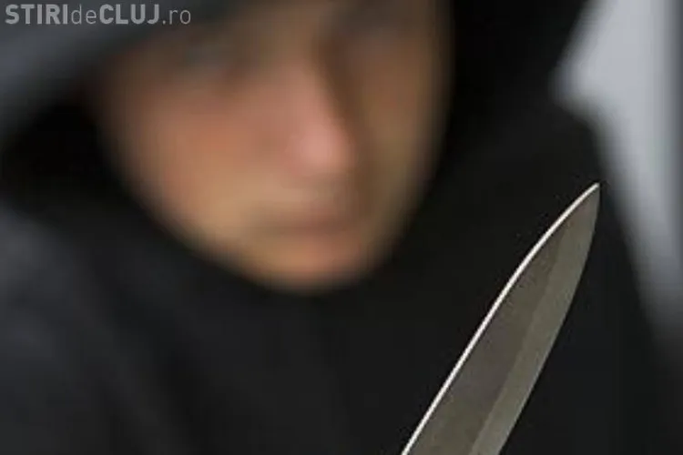 S-a urcat cu cuțitul în autobuz la Cluj-Napoca. Ce s-a întâmplat