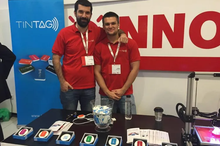 Doi clujeni au facut un gadget ce ne scutește de multi nervi. Cei doi tineri, invitați la Știri de Cluj LIVE