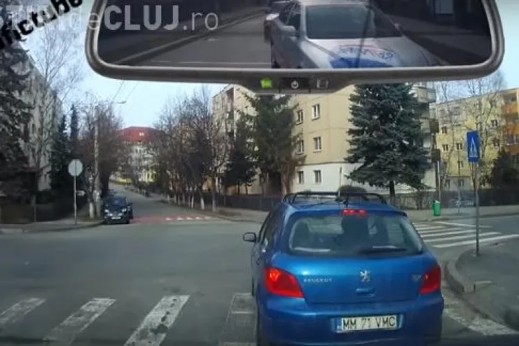 Cum și-a luat PERMISUL? S-a asigurat până i-a exasperat pe toți și apoi a făcut accident - VIDEO