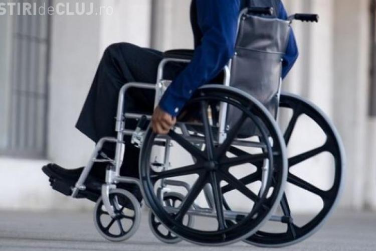 Se schimbă legea pentru persoanele cu handicap. Administrația publică trebuie să integreze persoane cu dizabilități